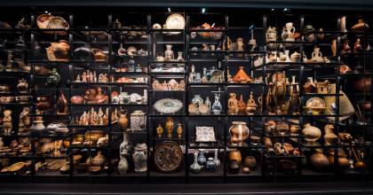 Megjelent! Kerámiatér. A Néprajzi Múzeum látványtára – Album 500 fotóval és 42 tárgytörténettel