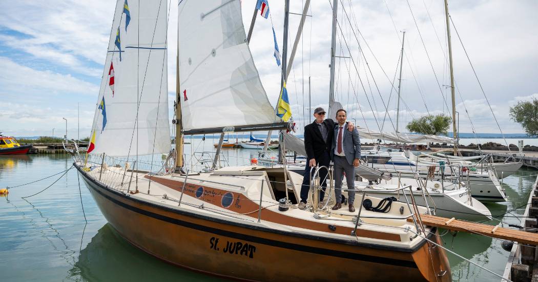 Fókuszban a Szent Jupát: tablókiállítás mutatja be a legendás földkerülő hajót